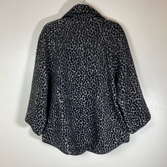 Chico's Black and Gray Patterned Jacket - Picture 15 of 16